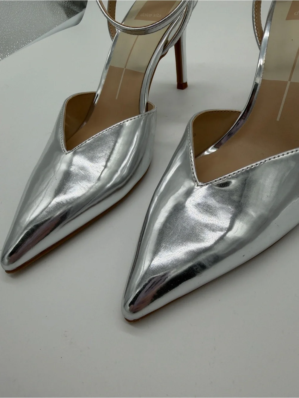 Dolce Vita Karmen Pumps Silver Ankle Strap Womens - 7M